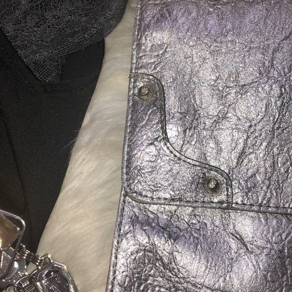 Jessica Simpson clutch - Picture 3 of 8